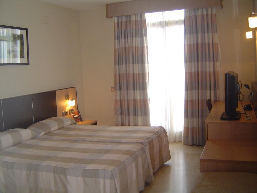 Hotel Flamingo L'Ampolla Esterno foto