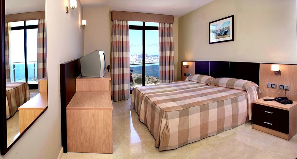 Hotel Flamingo L'Ampolla Esterno foto